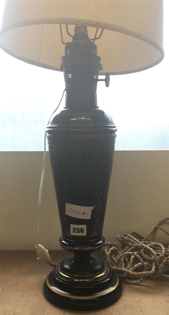 Victorian ceramic table lamp, converted to electricity